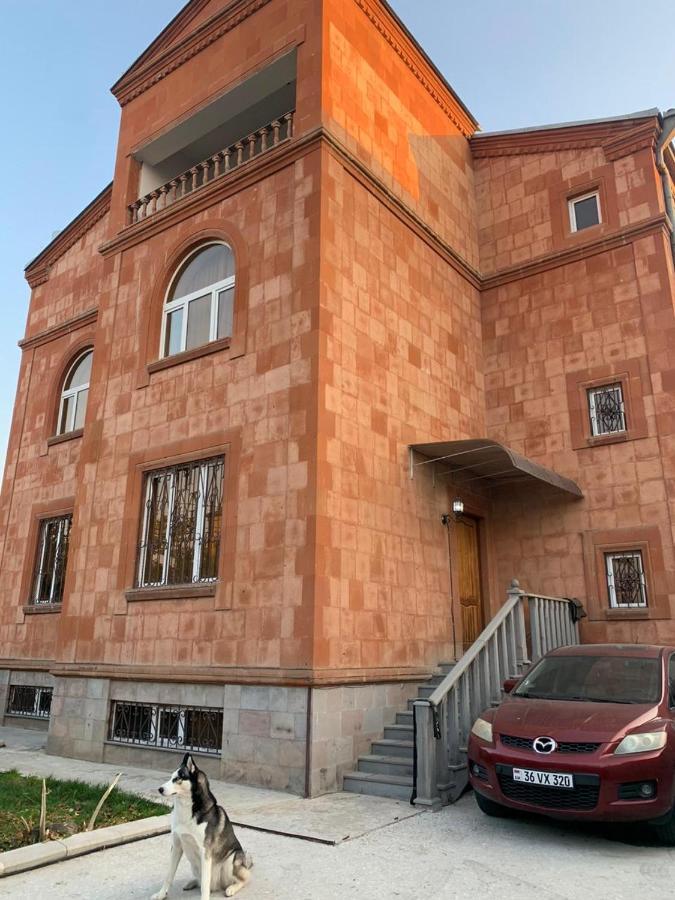 Hotel Red Castle Erivan Exterior foto